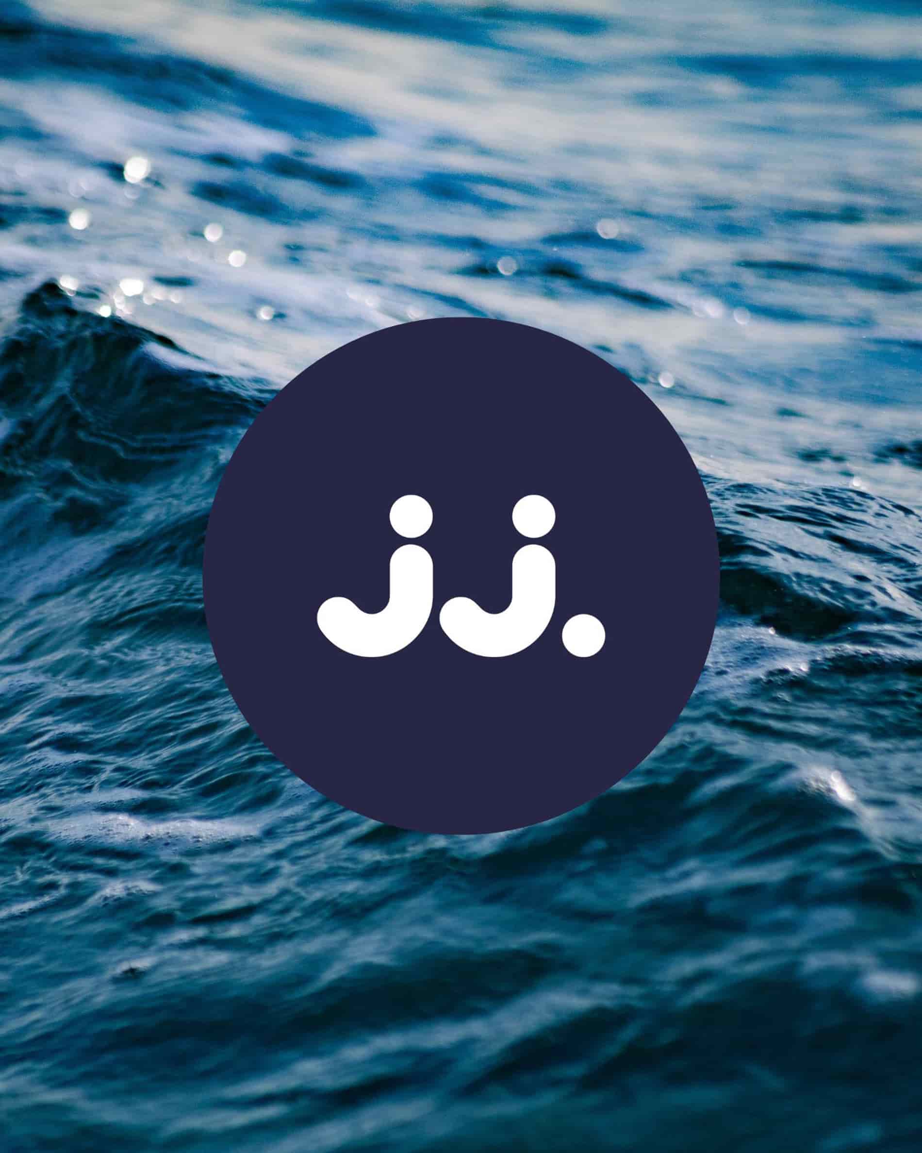 Fond marin avec logo jj., représentant la senteur Citronnelle & Sel de me