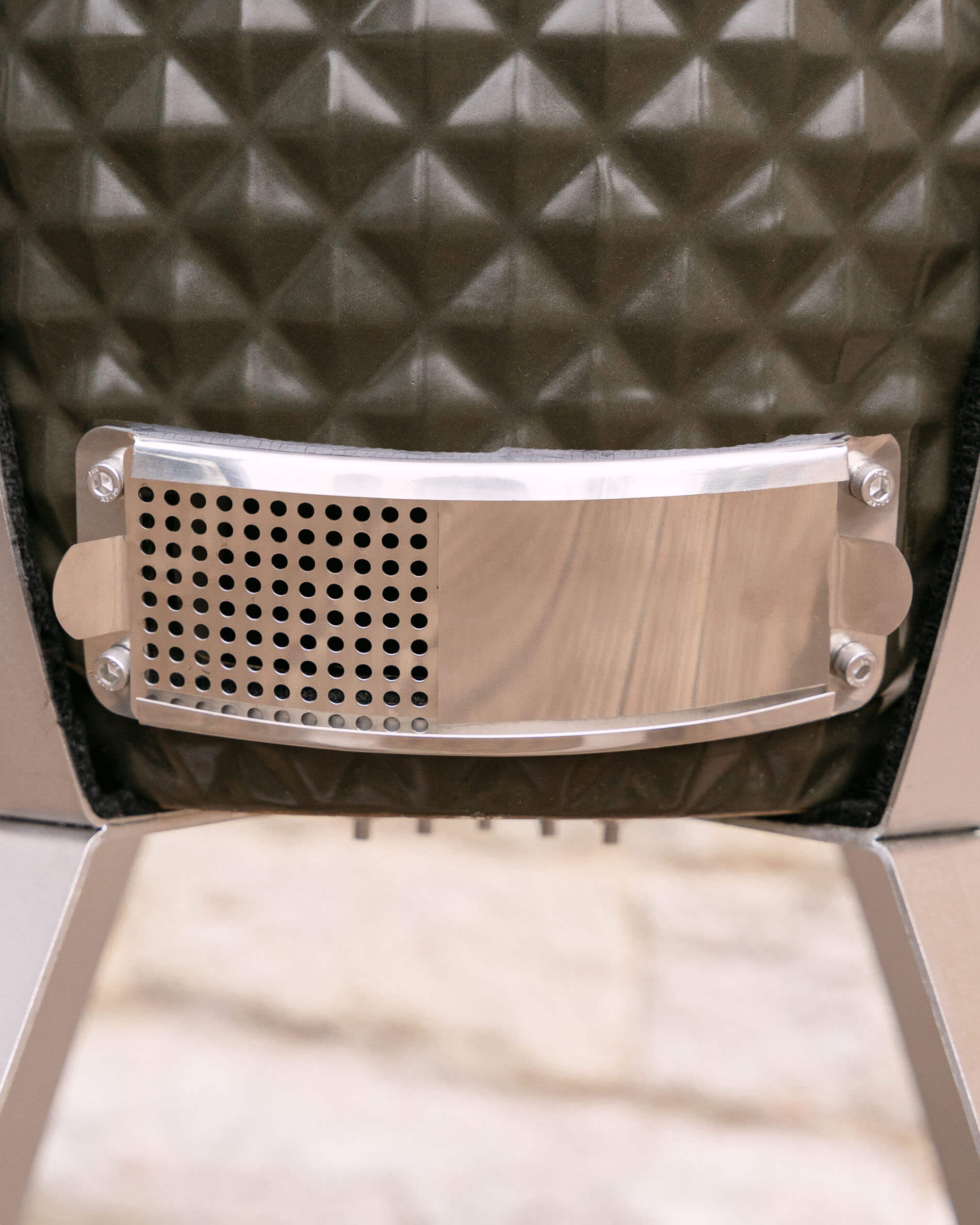 Trappe inférieure kamado