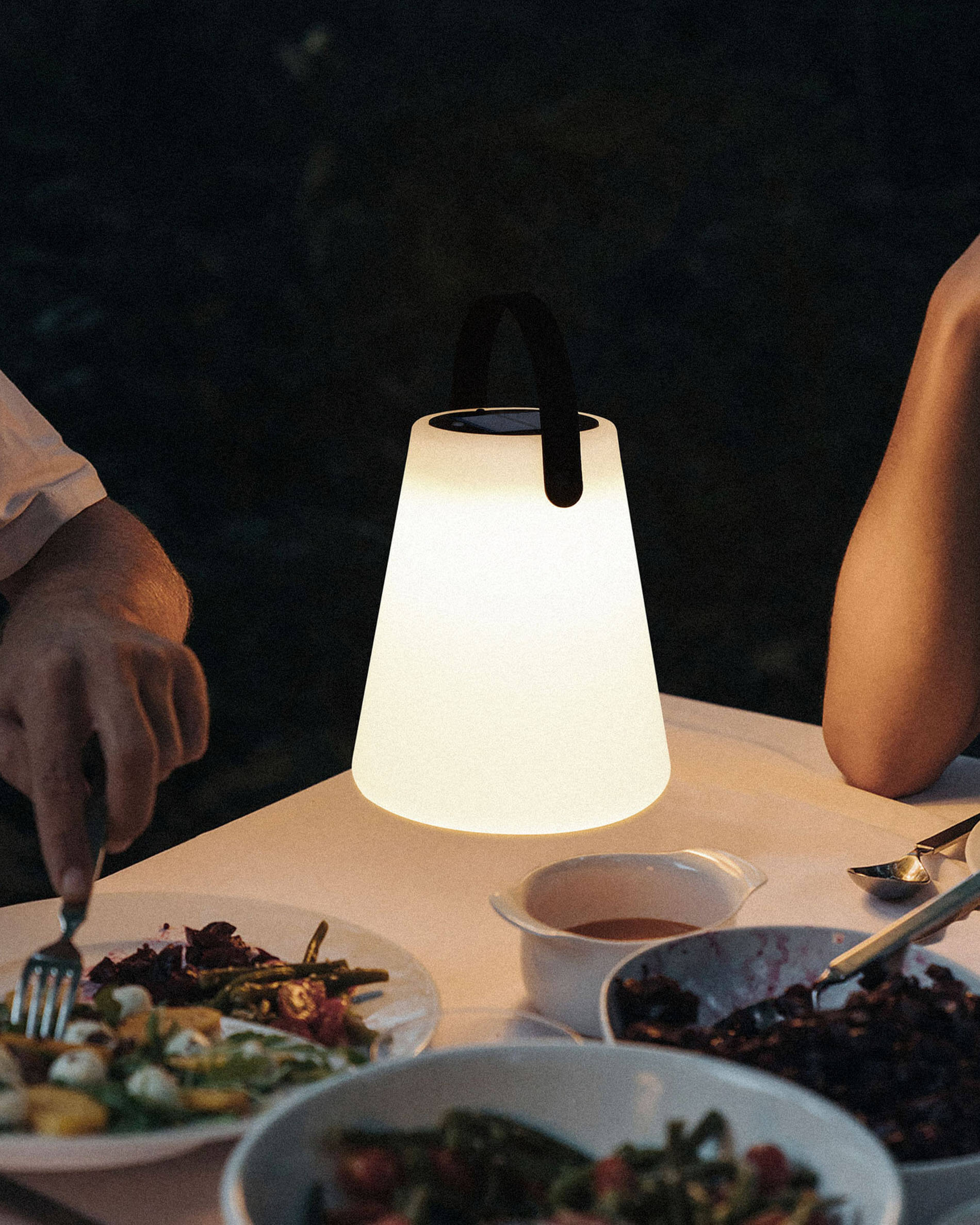 Solar buitenlamp in kegelvorm